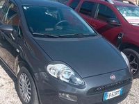 Usata Fiat Punto Lounge 69 CV (50 kW) 2016 Grigio Utilitaria