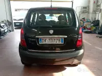 Usata Lancia Musa 77 CV (56 kW) 2007 Nero Monovolume