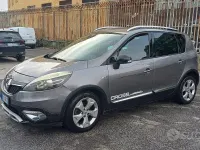 Usata Renault Scenic E-Tech XMOD 110 CV (80 kW) 2015 Grigio Monovolume