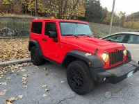 Usata Jeep Wrangler 200 CV (147 kW) 2014 Rosso SUV