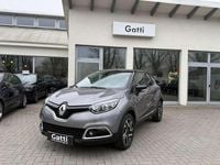 Usata Renault Captur Intens 120 CV (88 kW) 2016 Grigio SUV