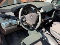 Usata Opel Astra 90 CV (66 kW) 2008 Grigio Berlina