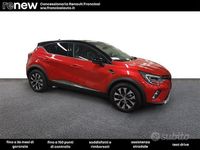 Usata Renault Captur Intens 91 CV (66 kW) 2022 Rosso SUV