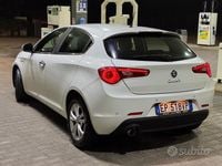 Occasion Alfa Romeo Giulietta Exclusive 105 ch (77 kW) 2013 Blanc Berline