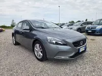 Usata Volvo V40 114 CV (83 kW) 2015 Grigio Berlina