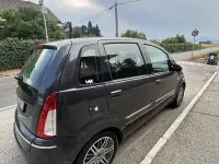 Usata Lancia Musa 95 CV (69 kW) 2010 Bluazzurro Monovolume