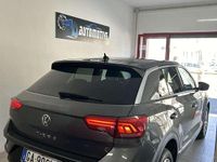 Usata VW T-Roc Style 116 CV (85 kW) 2019 Grigio SUV