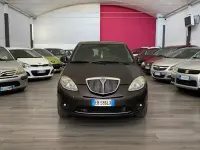 Occasion Lancia Ypsilon 60 PK (44 kW) 2010 Paars Hatchback