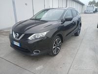 Usata Nissan Qashqai Tekna 131 CV (96 kW) 2015 Nero SUV