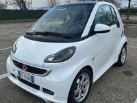 Begagnad Smart ForTwo Coupé Brabus 102 HK (75 kW) 2014 Vit Sportkupé