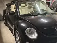 Usata VW New Beetle 102 CV (75 kW) 2007 Nero Utilitaria
