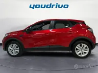 Nuova Renault Captur Evolution 122 CV (89 kW) 2026 Rosso SUV