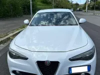 Usata Alfa Romeo Giulia Super 179 CV (131 kW) 2016 Berlina