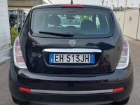 Usata Lancia Ypsilon 75 CV (55 kW) 2011 Nero Utilitaria