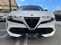 Nuova Alfa Romeo Junior Edizione Speciale 136 CV (100 kW) 2025 Bianco sempio SUV