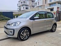 Usata VW up! Highline 68 CV (50 kW) 2020 Grigio Utilitaria