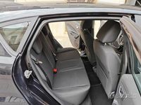 Usata Ford Fiesta 60 CV (44 kW) 2014 Blu Utilitaria