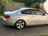 Usata BMW 320 177 CV (130 kW) 2010 Argento Coupé