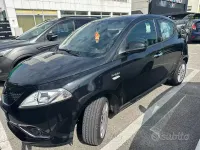 Usata Lancia Ypsilon 69 CV (50 kW) 2018 Nero Utilitaria