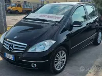 Usata Mercedes A180 Avantgarde 109 CV (80 kW) 2011 Nero Utilitaria