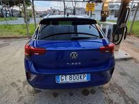 Usata VW T-Roc R-line 102 CV (75 kW) 2022 Blu/azzurro SUV