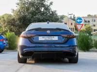 Usata Alfa Romeo Giulia Business 179 CV (131 kW) 2017 Blu/azzurro Berlina