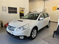 Usata Subaru Outback Trend 150 CV (110 kW) 2011 Bianco Station wagon