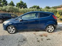 Usata Ford Fiesta 92 CV (67 kW) 2009 Bluazzurro Coupé