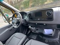 Usata Mercedes Sprinter 143 CV (105 kW) 2020 Giallo Furgone