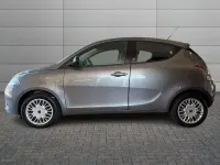 Usata Lancia Ypsilon Gold 95 CV (69 kW) 2017 Grigio Utilitaria