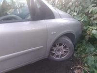 Usata Fiat Multipla 103 CV (75 kW) 2005 Argento Monovolume