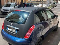 Usata Lancia Ypsilon 70 CV (51 kW) 2006 Blu Utilitaria