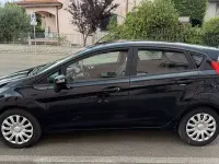 Usata Ford Fiesta 75 CV (55 kW) 2016 Nero Utilitaria