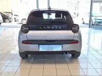 Nuova Lancia Ypsilon 101 CV (74 kW) 2026 Grigio Utilitaria