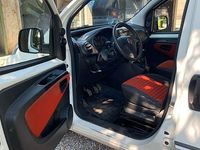 Usata Fiat Qubo Trekking 75 CV (55 kW) 2013 Bianco Monovolume