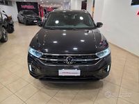 Usata VW T-Roc R-line 150 CV (110 kW) 2024 Nero SUV