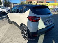 Usata Renault Captur 90 CV (66 kW) 2015 Beige chiaro SUV