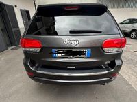 Usata Jeep Grand Cherokee Overland 286 CV (210 kW) 2015 Grigio SUV