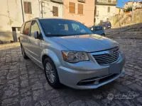 Usata Lancia Voyager 163 CV (119 kW) 2011 Monovolume
