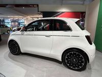 Usata Fiat 500e La Prima 86 kW (118 CV) 2024 Bianco gelato Berlina