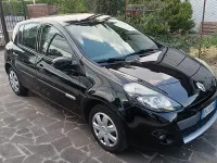 Usata Renault Clio IV Dynamique 75 CV (55 kW) 2012 Nero Berlina