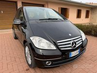 Usata Mercedes A180 109 CV (80 kW) 2011 Nero Berlina