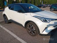 Usata Toyota C-HR Lounge 98 CV (72 kW) 2018 Bianco SUV
