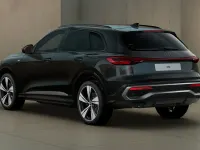 Nuova Audi Q5 S-Line 204 CV (150 kW) 2026 Nero mito metallizzato SUV