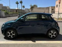 Begagnad Fiat 500e Passion 42 kW (58 HK) 2021 Halvkombi