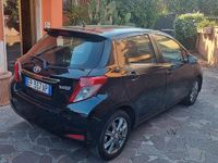 Usata Toyota Yaris 90 CV (66 kW) 2013 Utilitaria