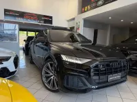 Usata Audi Q8 Sport 286 CV (210 kW) 2022 Nero SUV