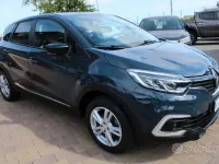 Usata Renault Captur 90 CV (66 kW) 2019 Grigio SUV