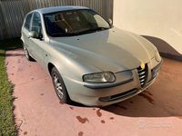 Usata Alfa Romeo 147 105 CV (77 kW) 2002 Grigio Utilitaria