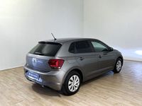 Usata VW Polo Trendline 80 CV (58 kW) 2018 Limestone grey Utilitaria